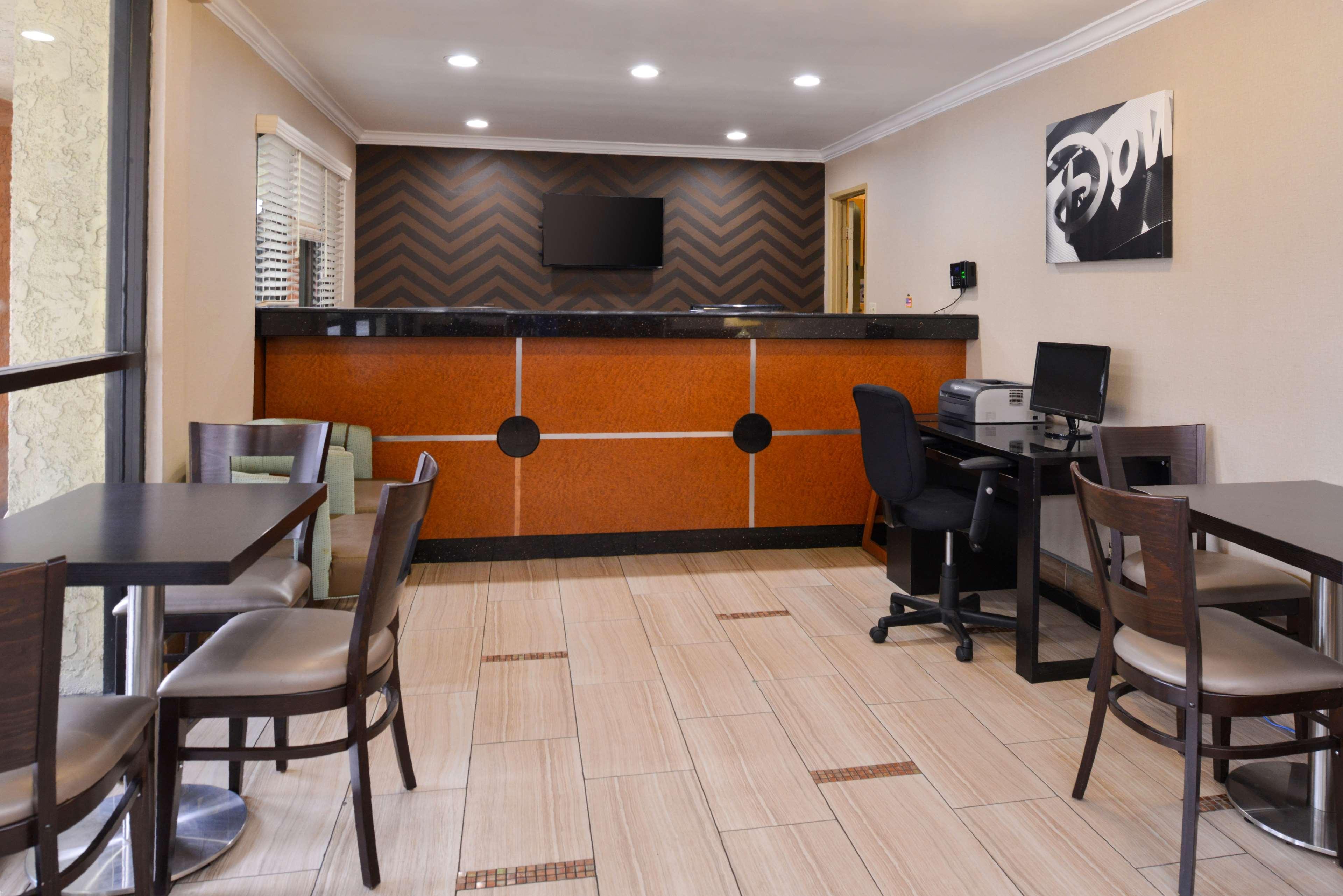 Best Western Courtesy Inn Hotel - Anaheim Resort At The Park Bagian luar foto