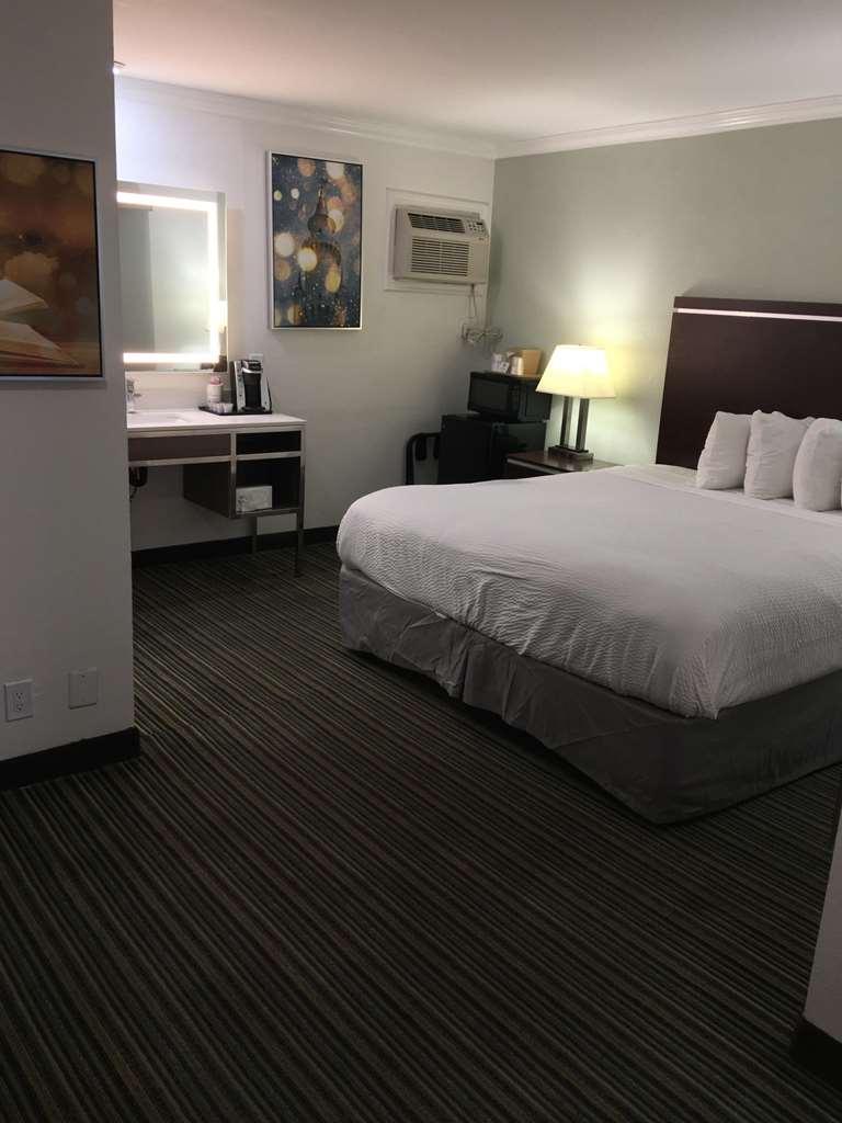 Best Western Courtesy Inn Hotel - Anaheim Resort At The Park Ruang foto