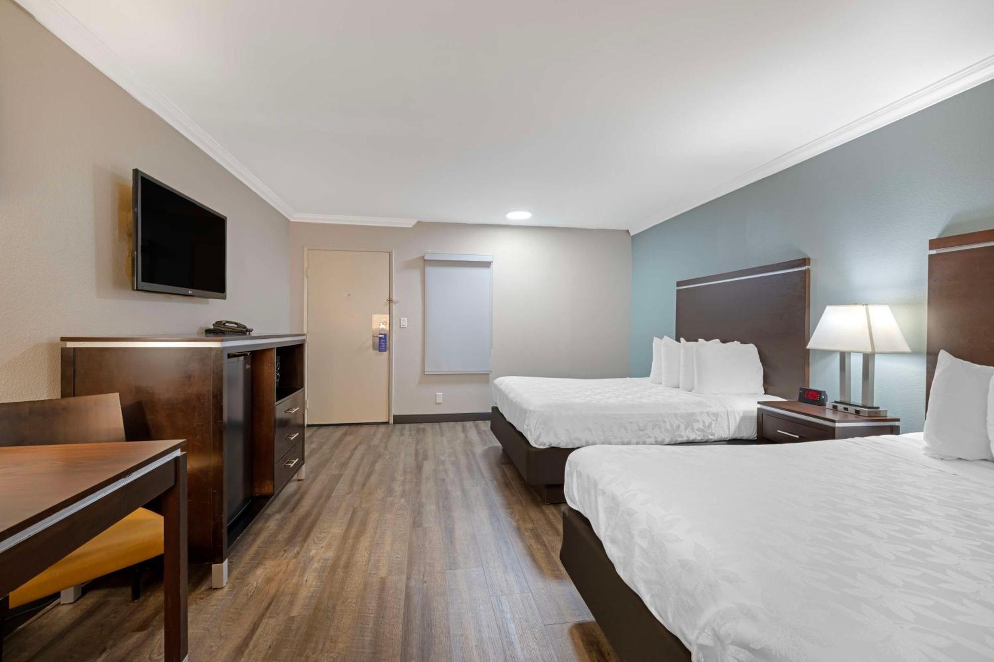 Best Western Courtesy Inn Hotel - Anaheim Resort At The Park Bagian luar foto