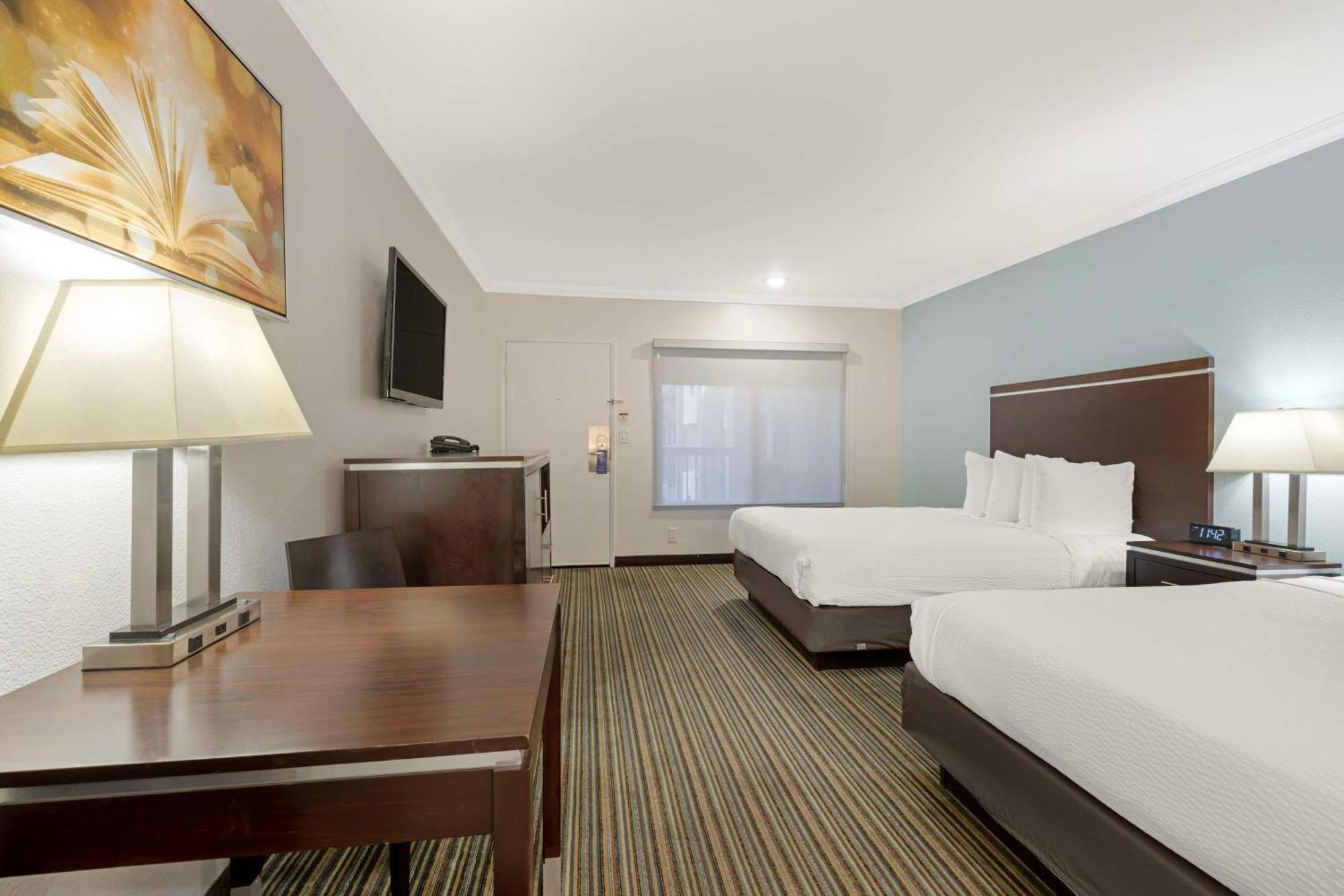 Best Western Courtesy Inn Hotel - Anaheim Resort At The Park Bagian luar foto