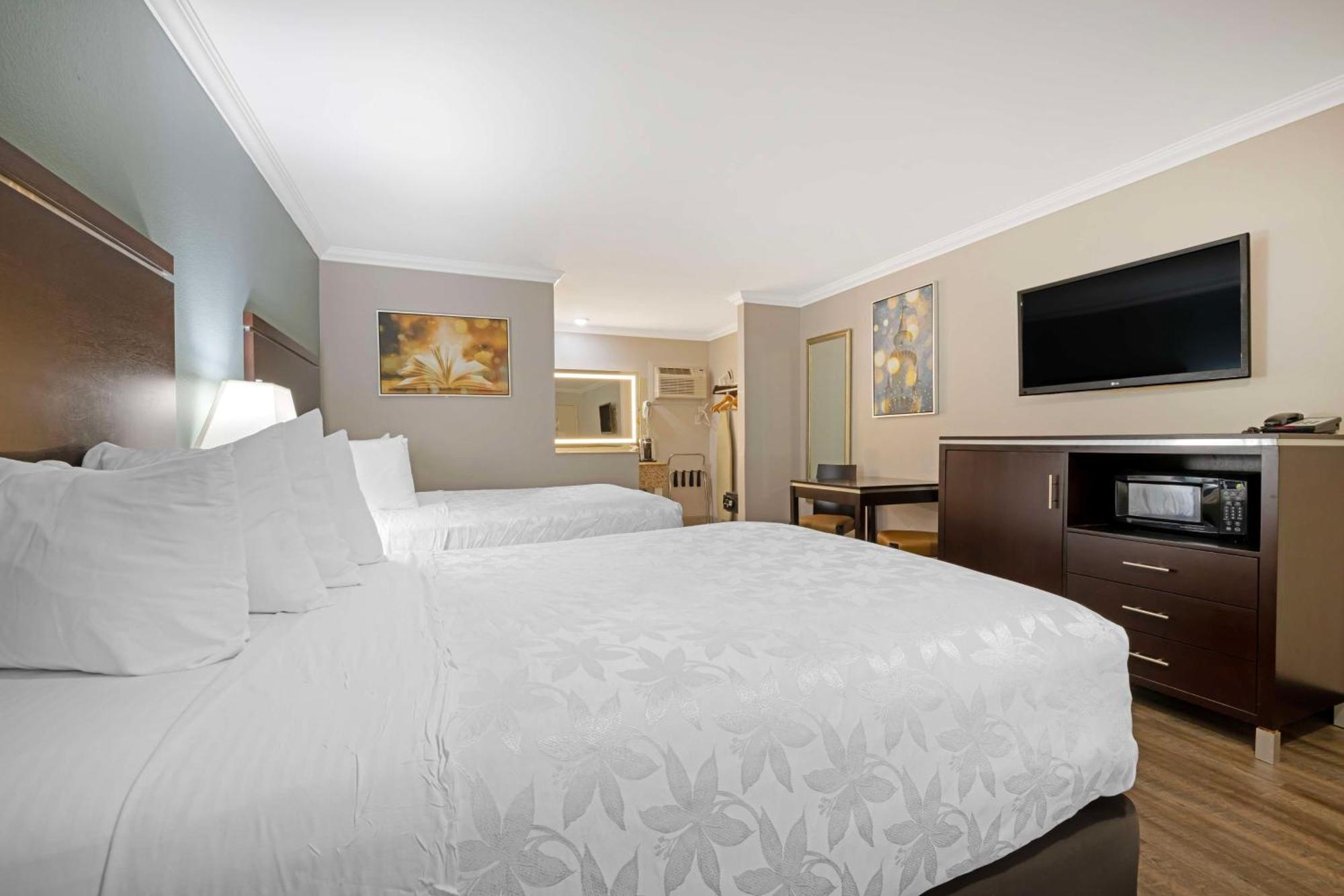 Best Western Courtesy Inn Hotel - Anaheim Resort At The Park Bagian luar foto