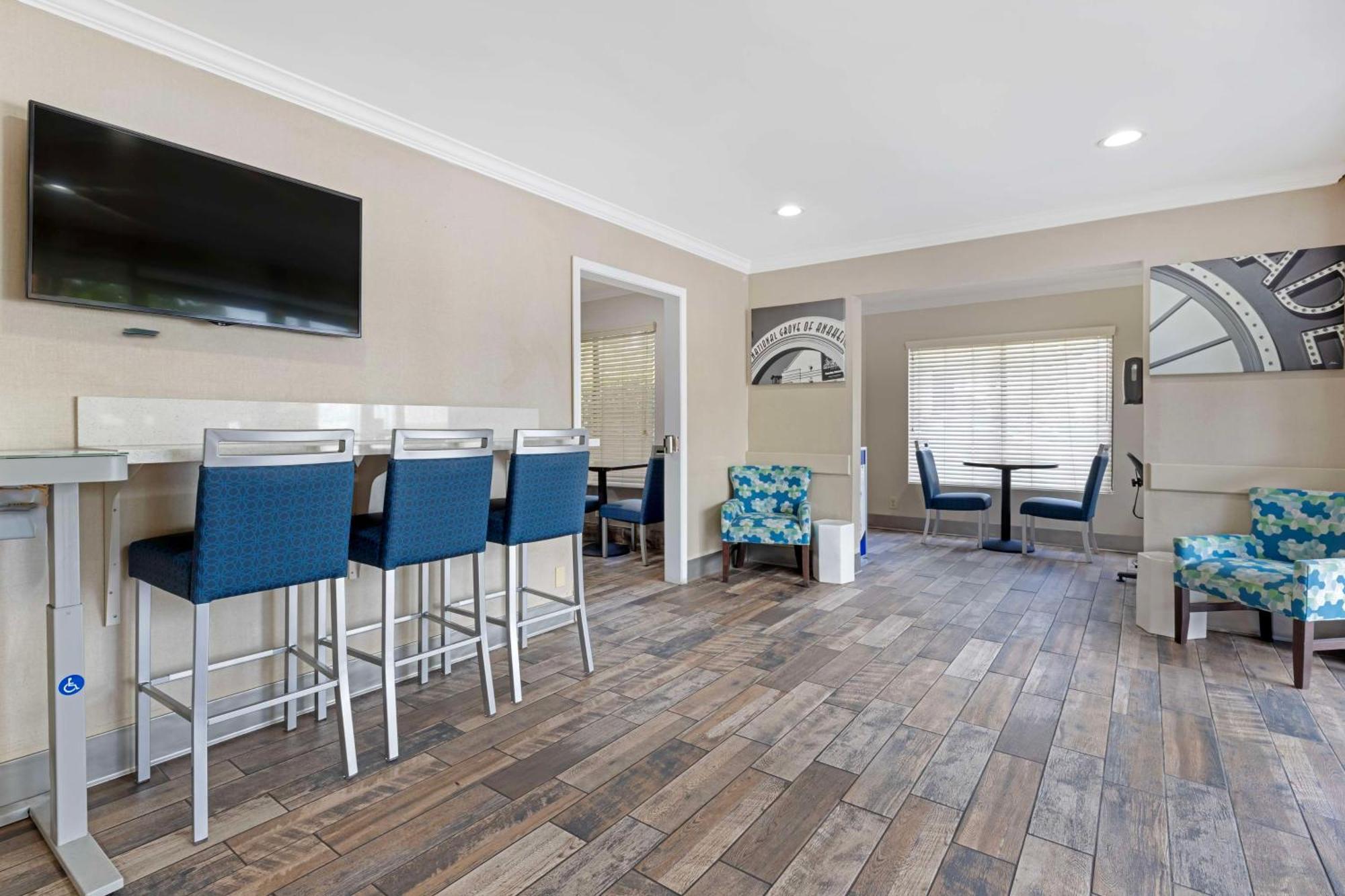 Best Western Courtesy Inn Hotel - Anaheim Resort At The Park Bagian luar foto